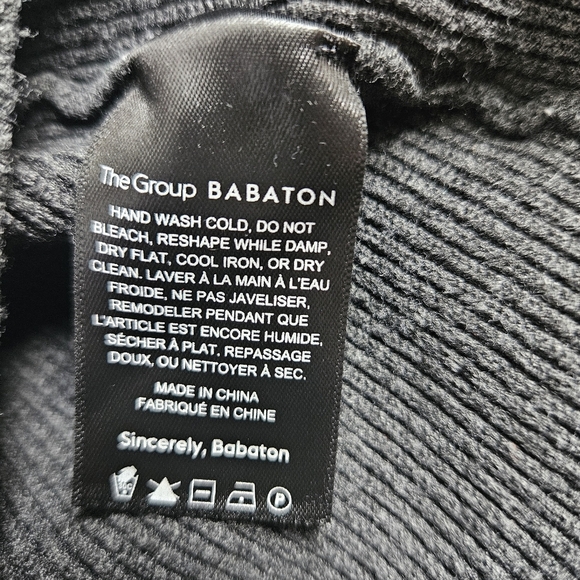 The Group Babaton Grey Rodin Sweater Size M - Picture 9 of 9